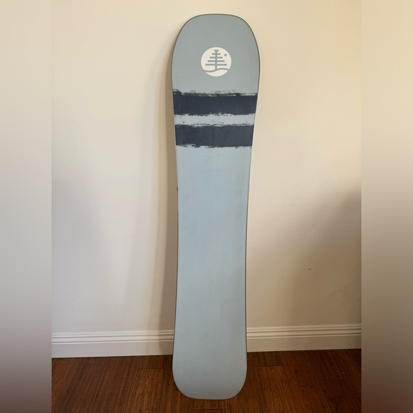 142 Burton Family Tree Territory Manager Camber Snowboard - Picture 6 of 9